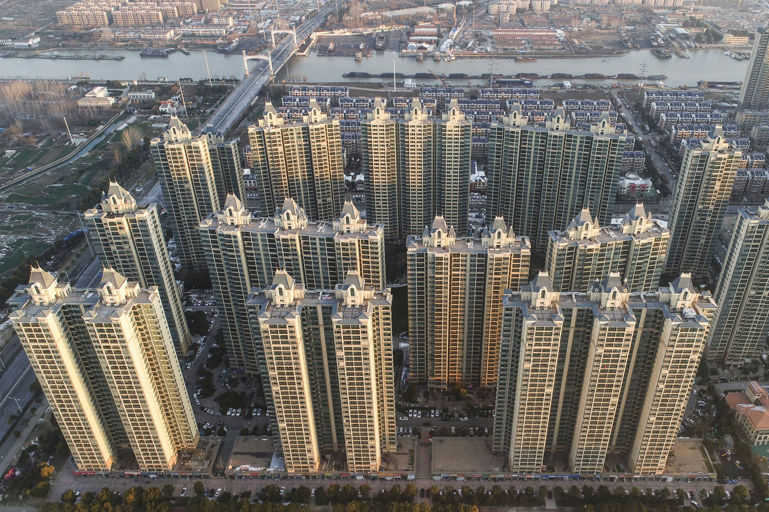 Gã khổng lồ bất động sản China Evergrande lỗ 81 tỉ đô la trong hai năm